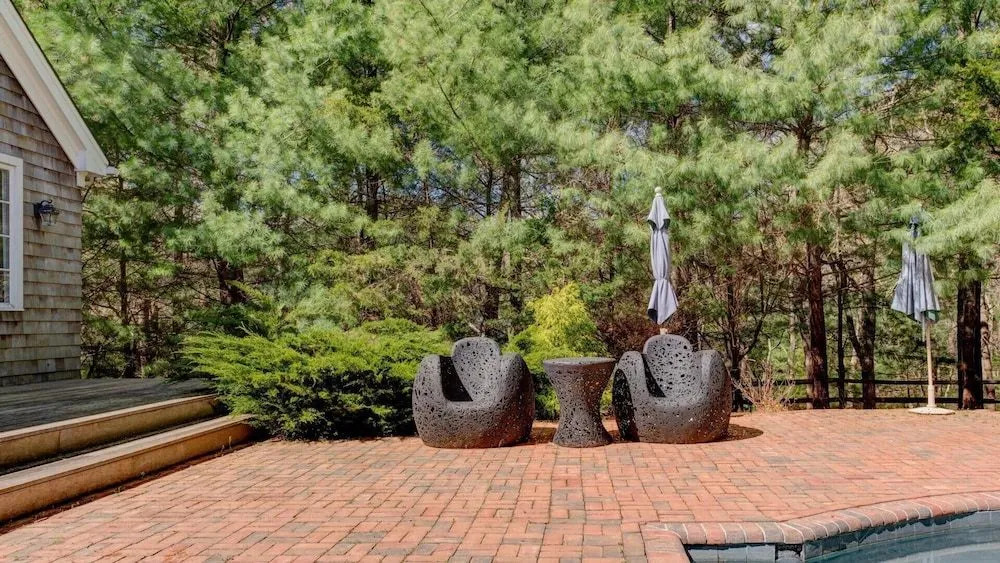 Traditional East Hampton Estate