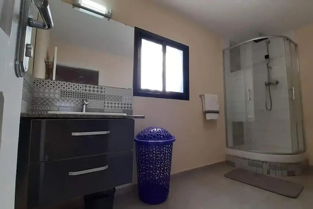 villa luxueuse et meublée plus de 280 m²