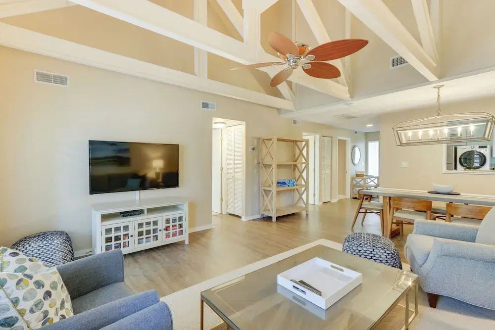 Walk to Beach: Hilton Head Island Resort Gem