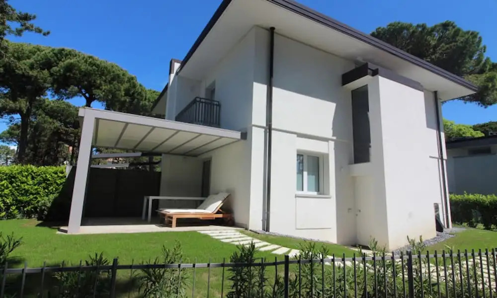 Modern Villa 250mt From the Beach