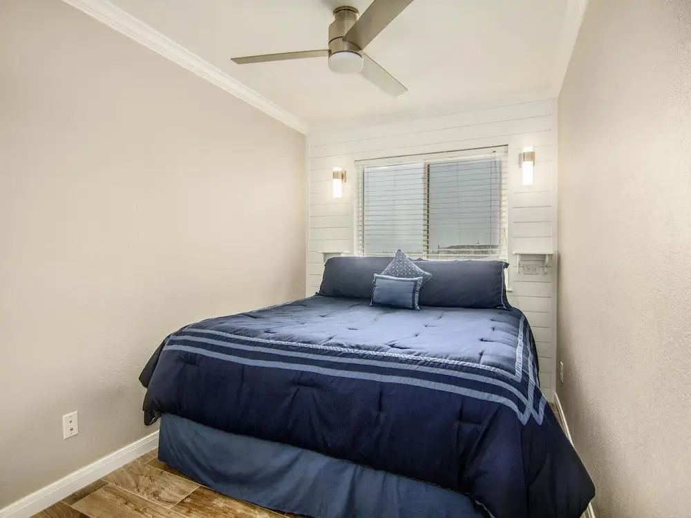 Seascape 1322 2 Bedroom Condo by RedAwning