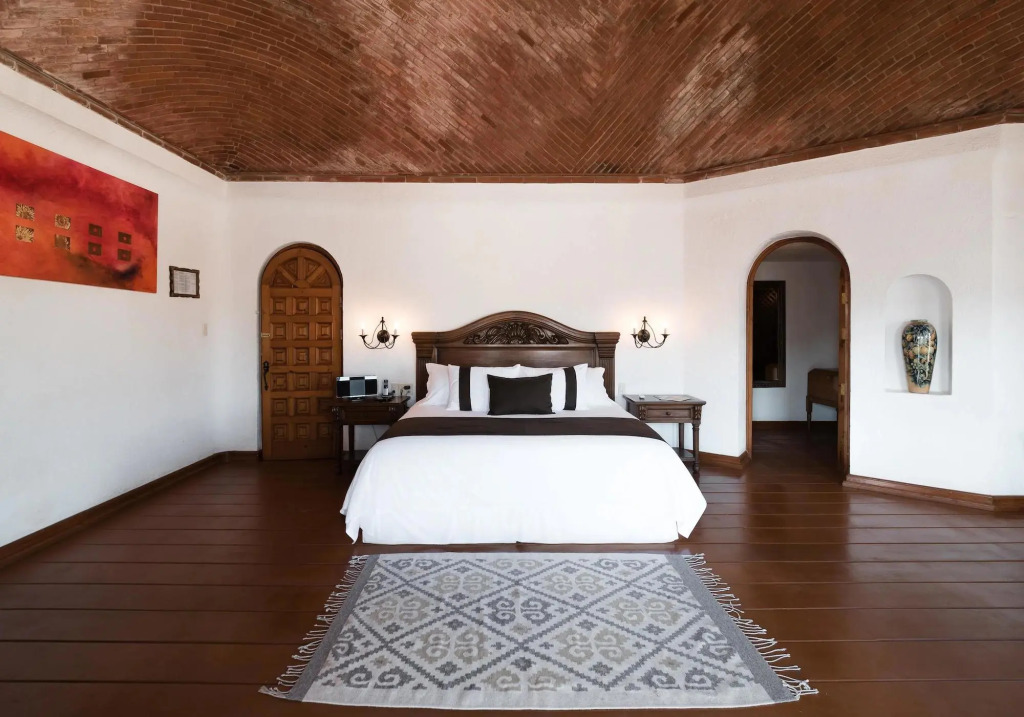 Hotel Misión Grand Casa Colorada