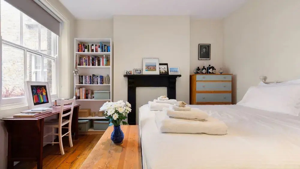 Urban Central London 2BR with Roof Terrace!