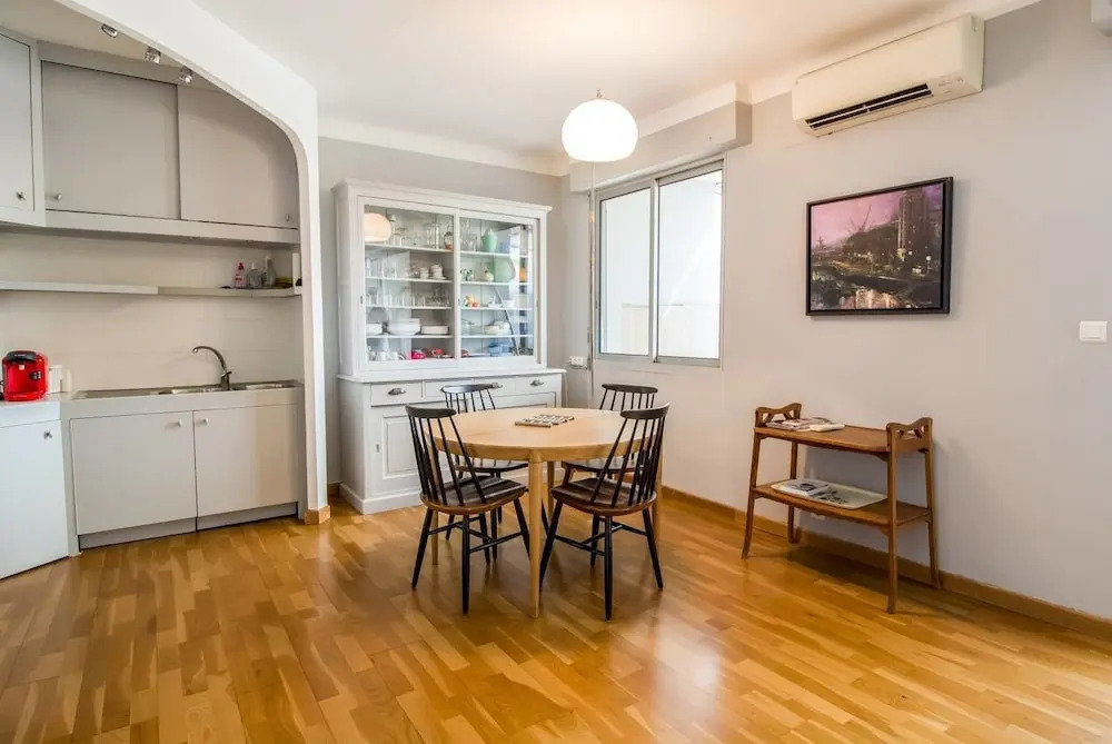 Appart 4 People, Terrace 2 Minutes From the Center