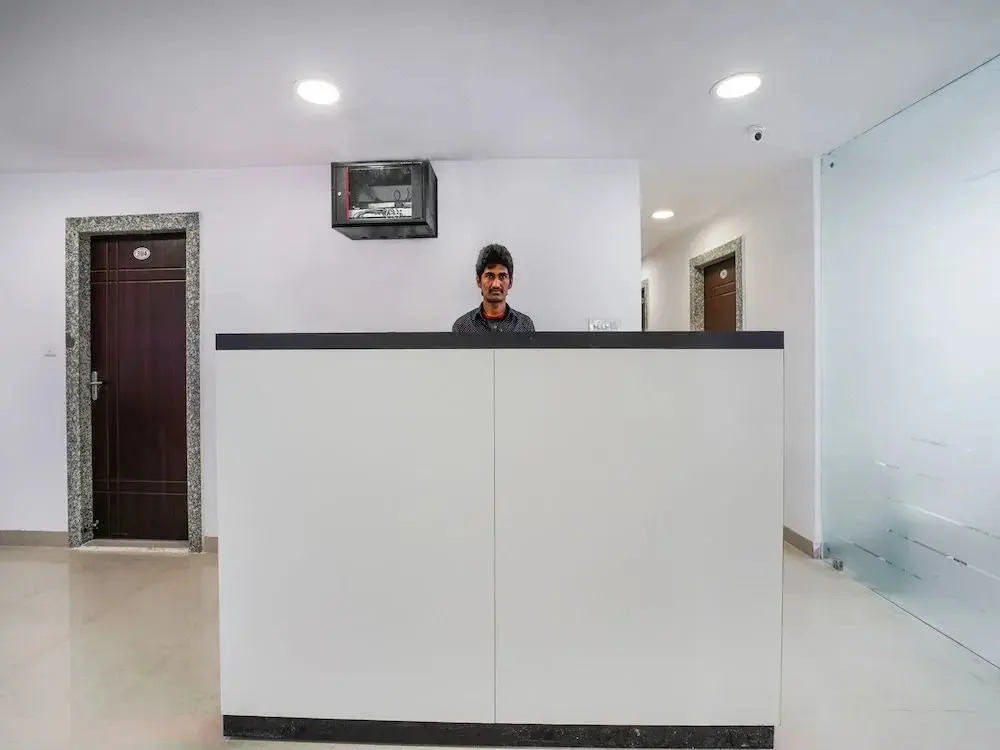 THE METRO INTERNATIONAL HOTEL