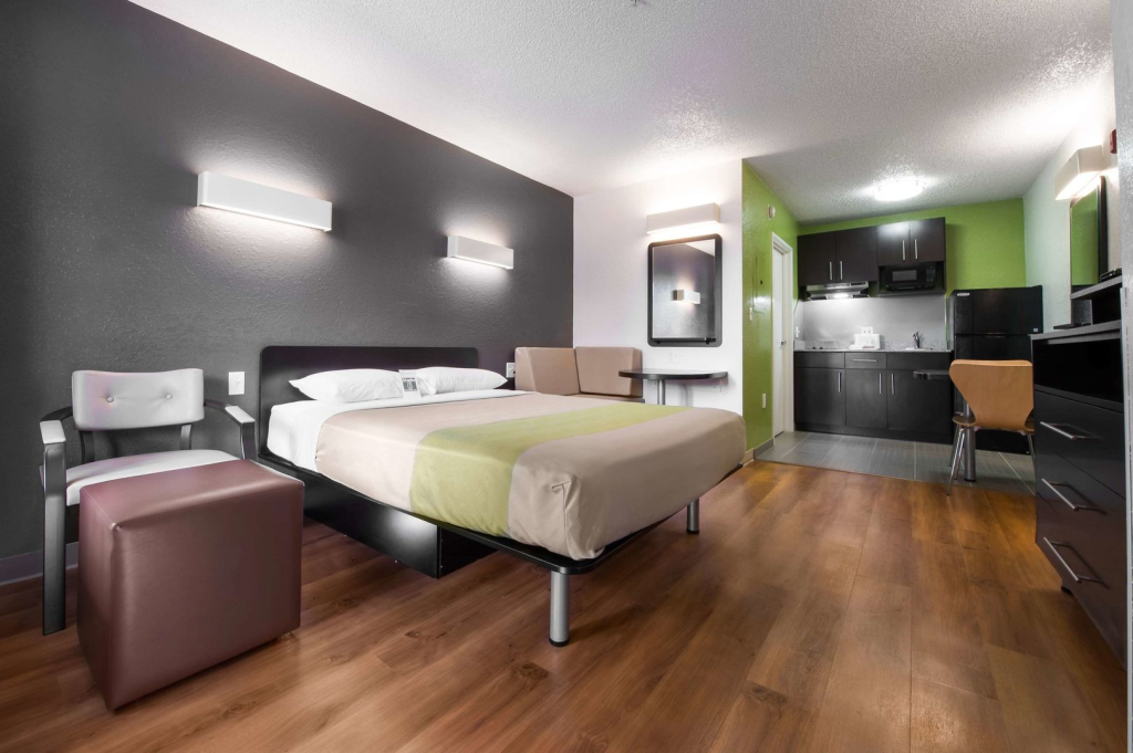 Studio 6 Extended Stay - Coral Springs, FL - Fort  Lauderdale