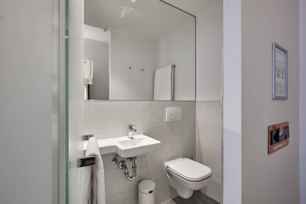 easyHotel Brussels City Centre