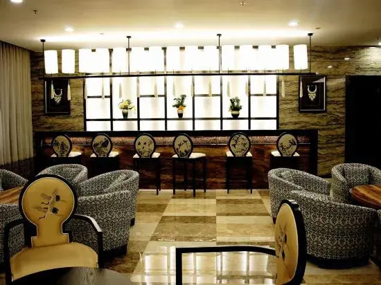 Lijiang Source Resort Hotel
