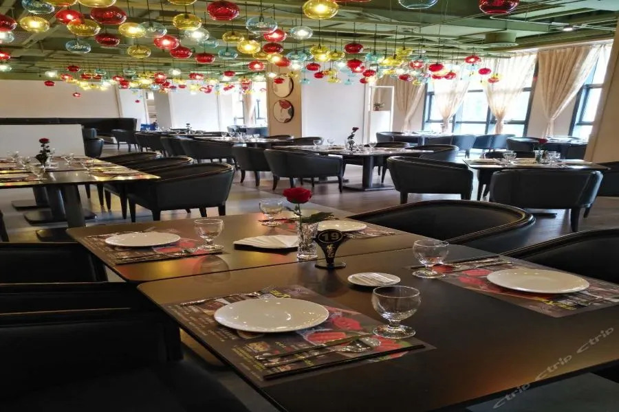 Easco Hotel