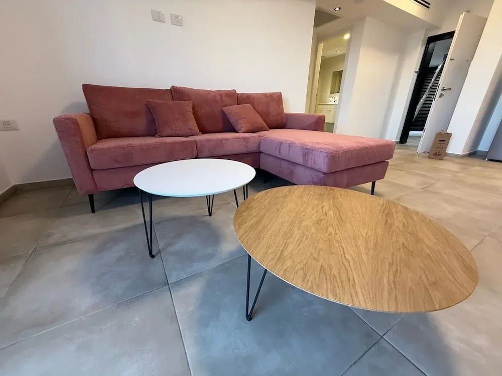 J&G Suites