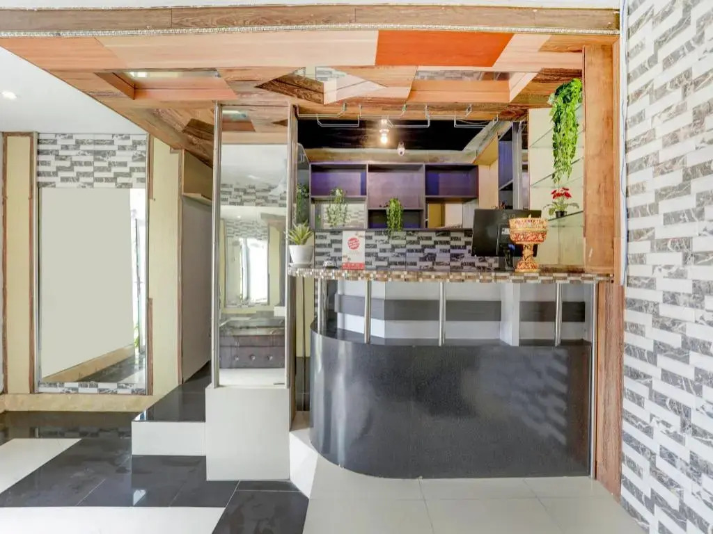 OYO 90131 Liberty Guest House