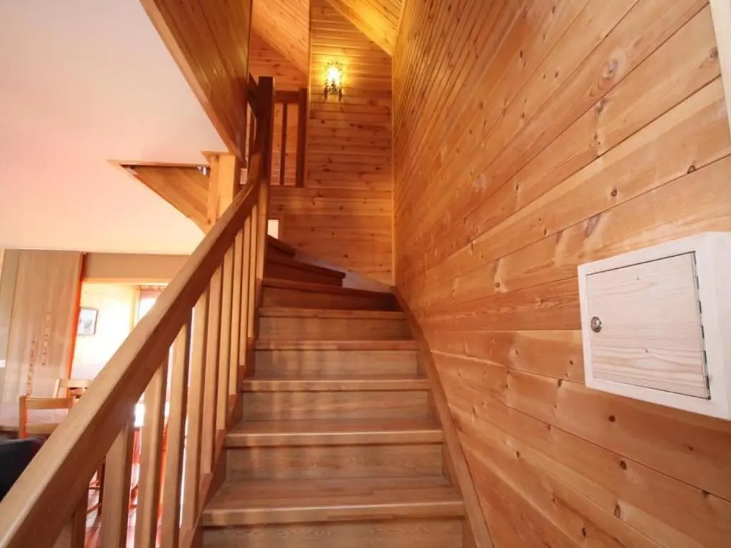 Chalet 3 étoiles au Mont-Dore pour 6 pers. avec terrasse et vue sur le Sancy - FR-1-608-10