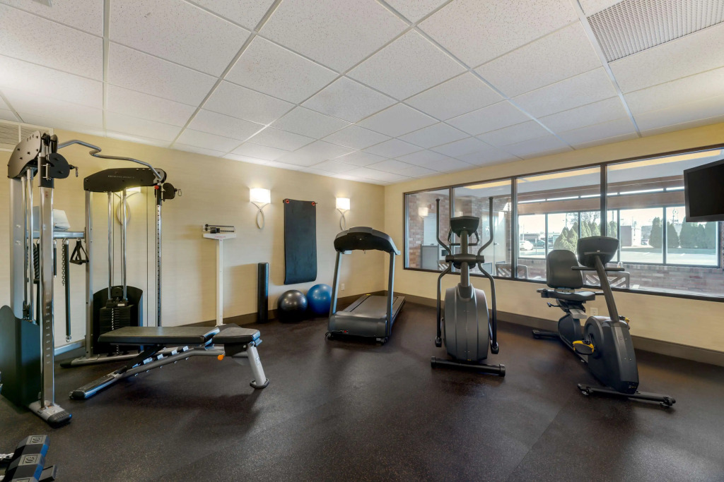 Best Western Falcon Plaza - Bowling Green