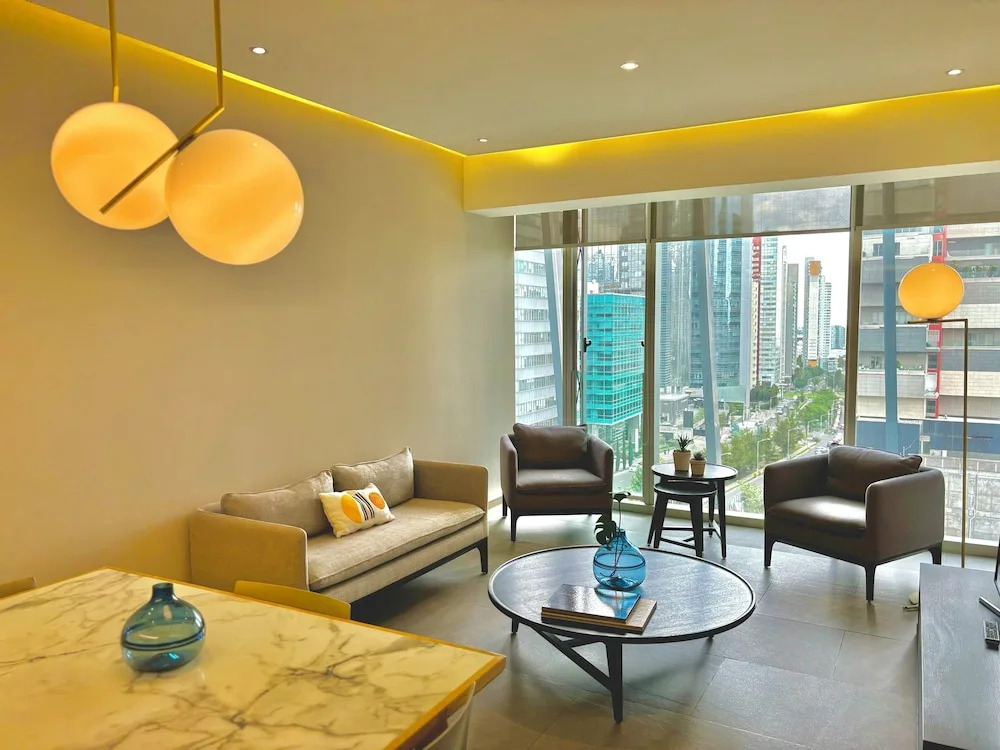 Luxury Condo Paradox Santa Fe By Bamboo Executive