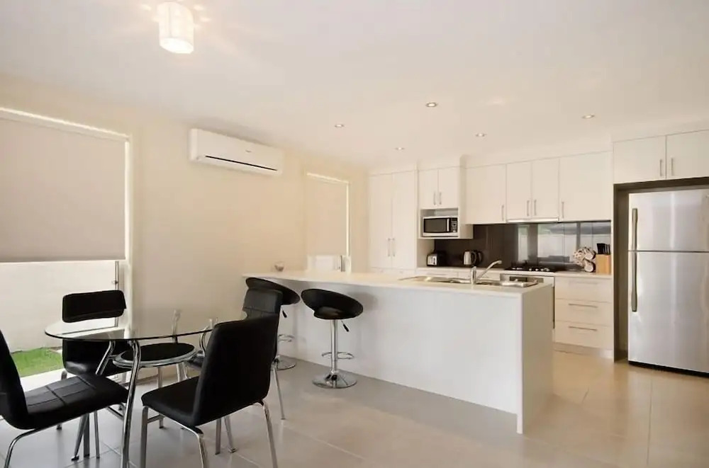 Fringe Apartments
