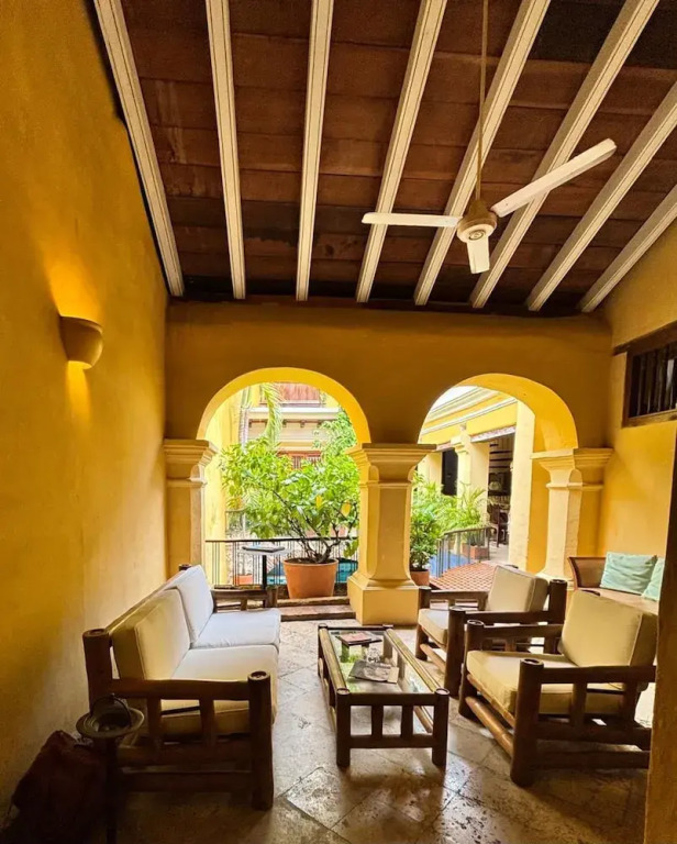 w Divine 4BR House w Pool in Cartagena