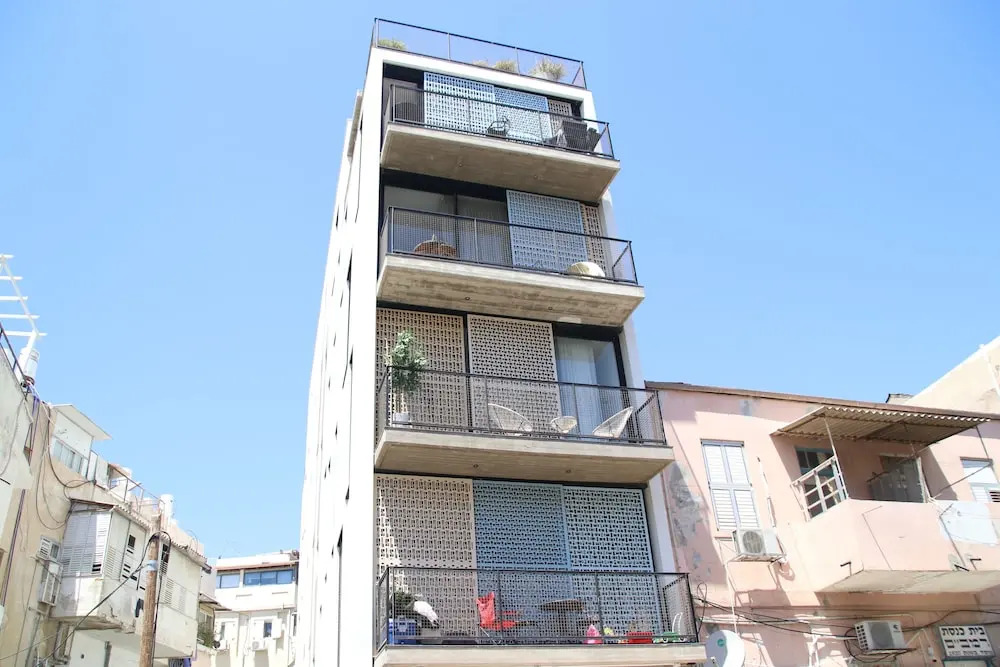 Rambam Residence nachalat binyamin By Localz