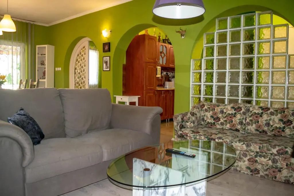 Zsolnay Apartman