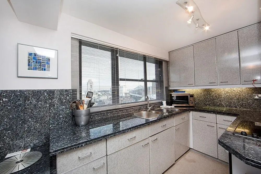 One Bedroom Apartment With Great Views Close to Covent Garden