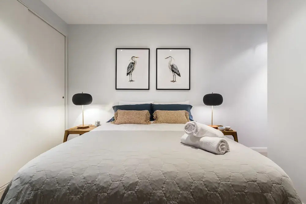 Auguste 2 Bdr Melbourne Apartment