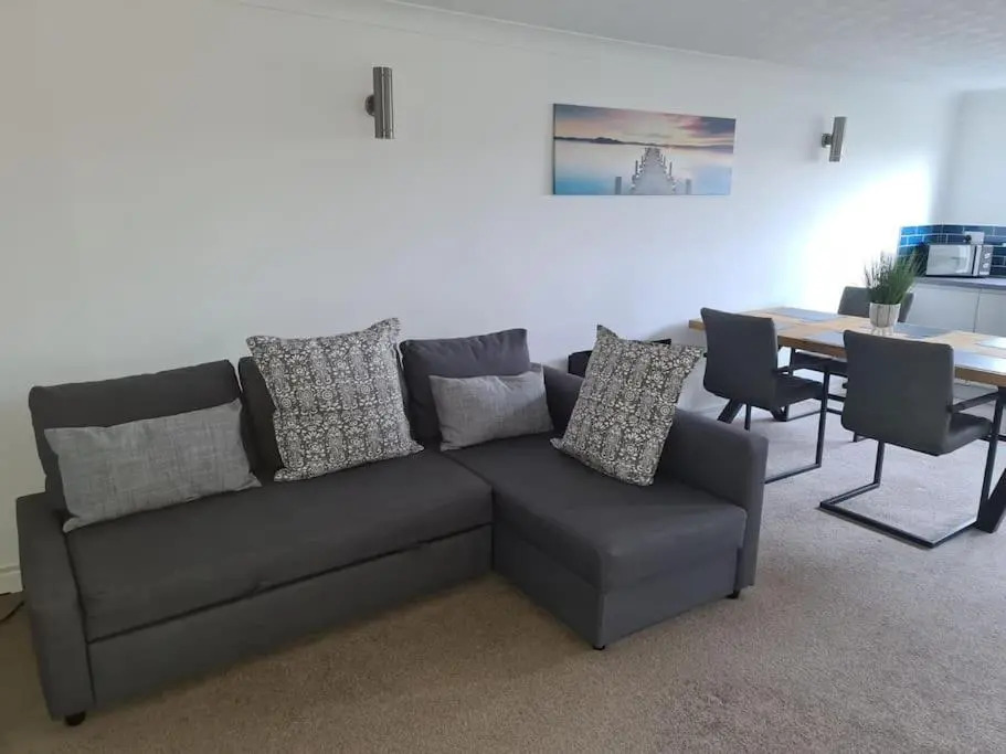 Hunny House - near Searles with lovely sea views