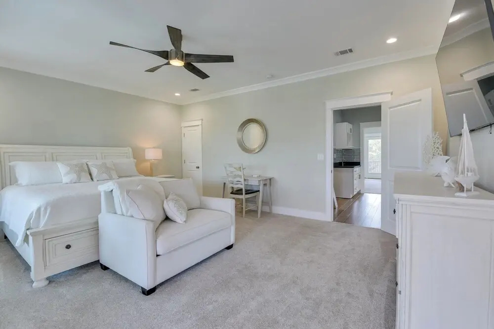 Miramar Beach Getaway w/ Pool Access & Fireplace
