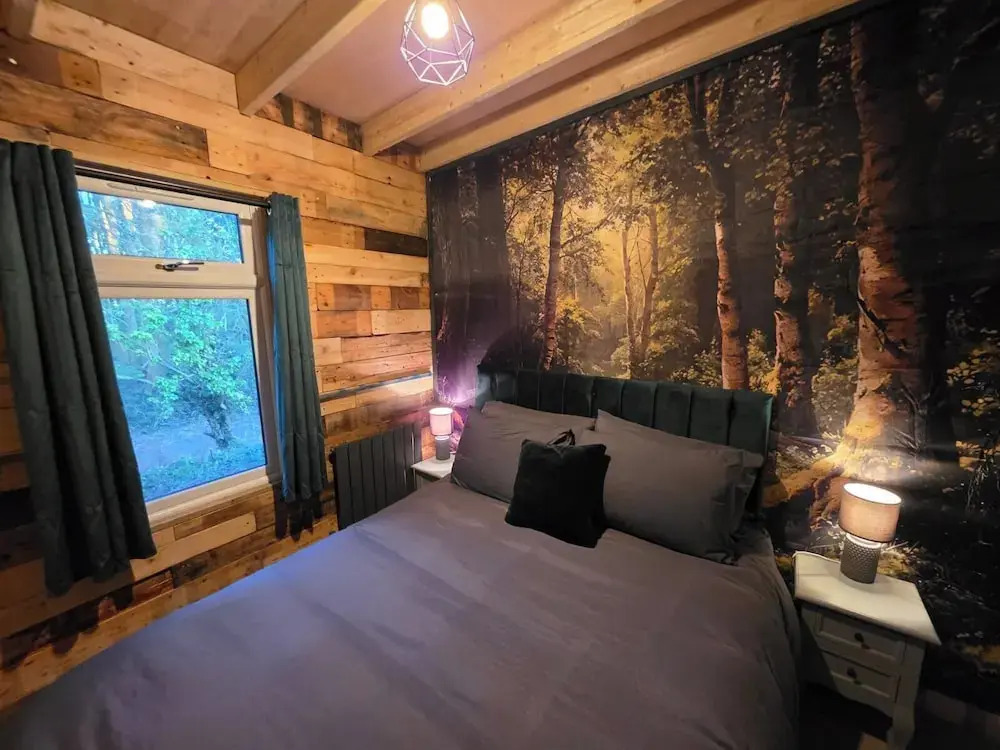 Tall Pines Lodge - Dog Friendly, Nr Sutton on Sea