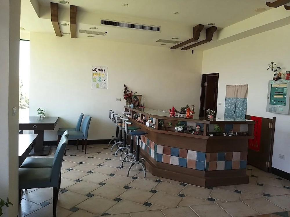 after hill Greenhouse Resort