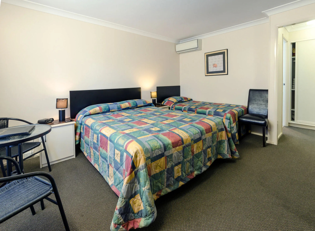 Centrepoint Midcity Motor Inn