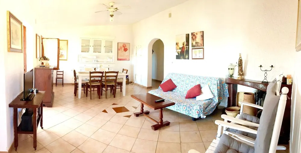Rose Apartment III