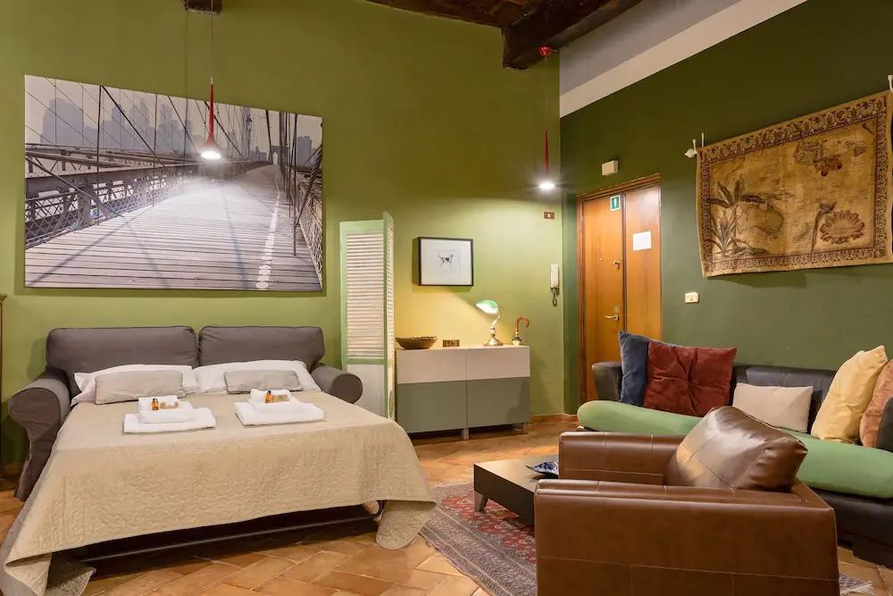 Rome as you feel - Vicolo delle Grotte