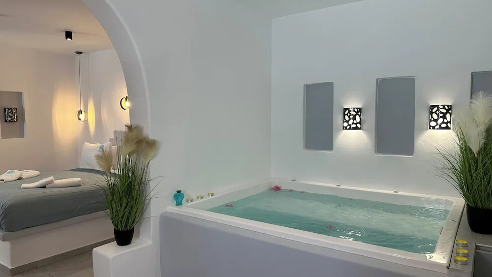 Miracles Suites by Anastasia Princess, Adults Only