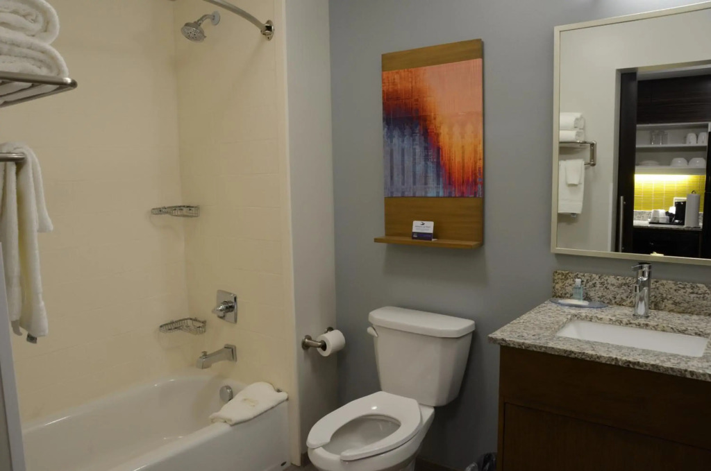 MainStay Suites Bowling Green North