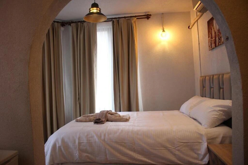 Ambar Hotel