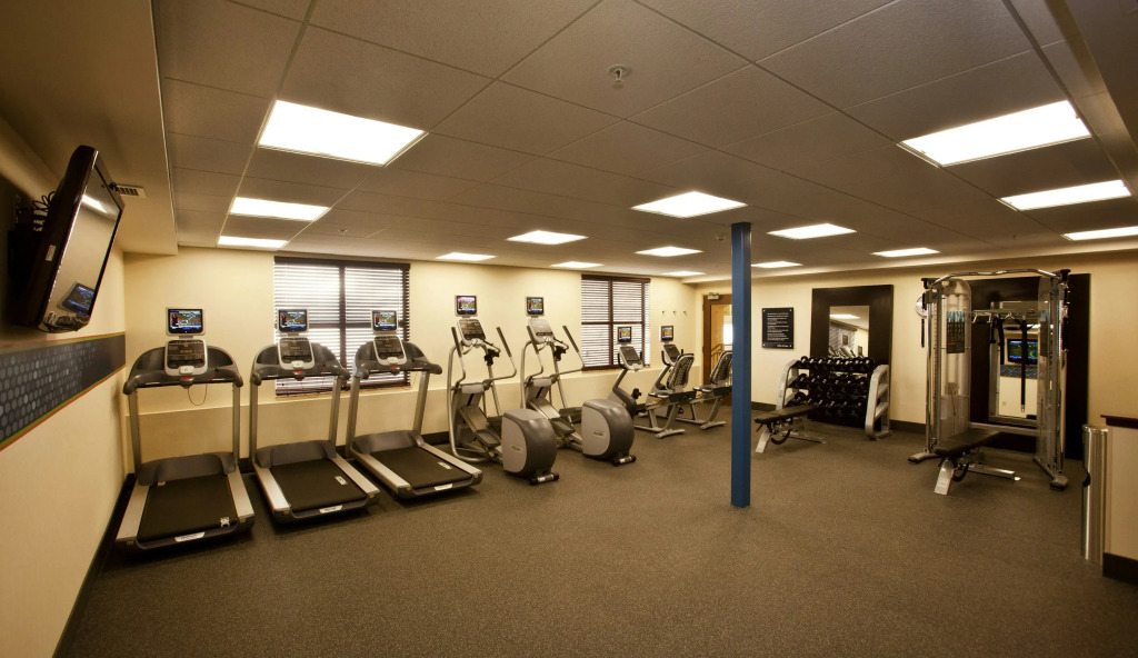 Hampton Inn Marquette-Waterfront