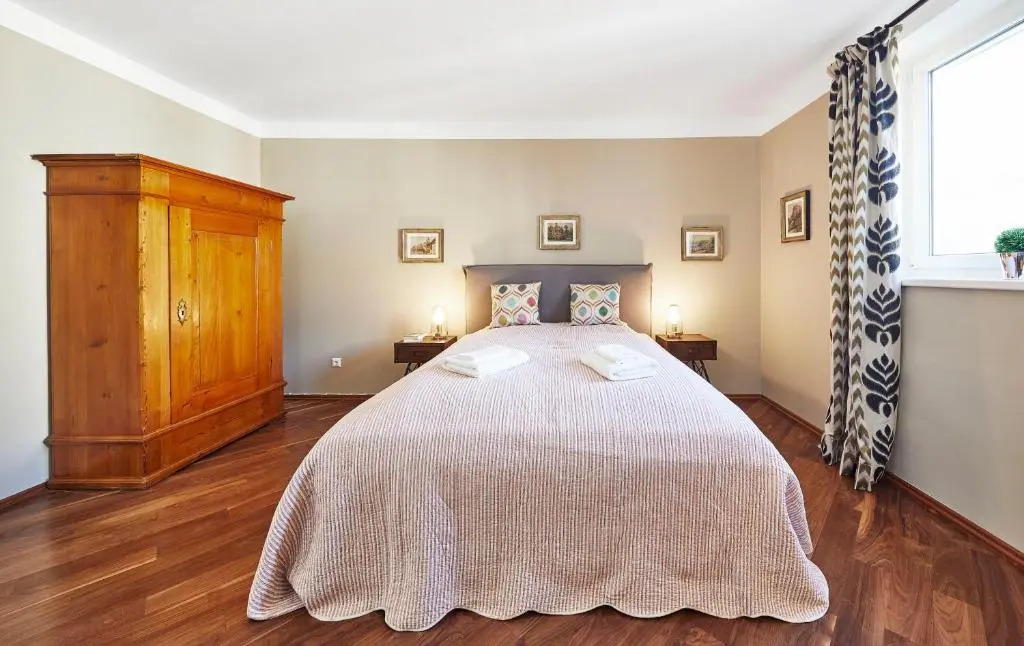 Vienna Penthouse 2