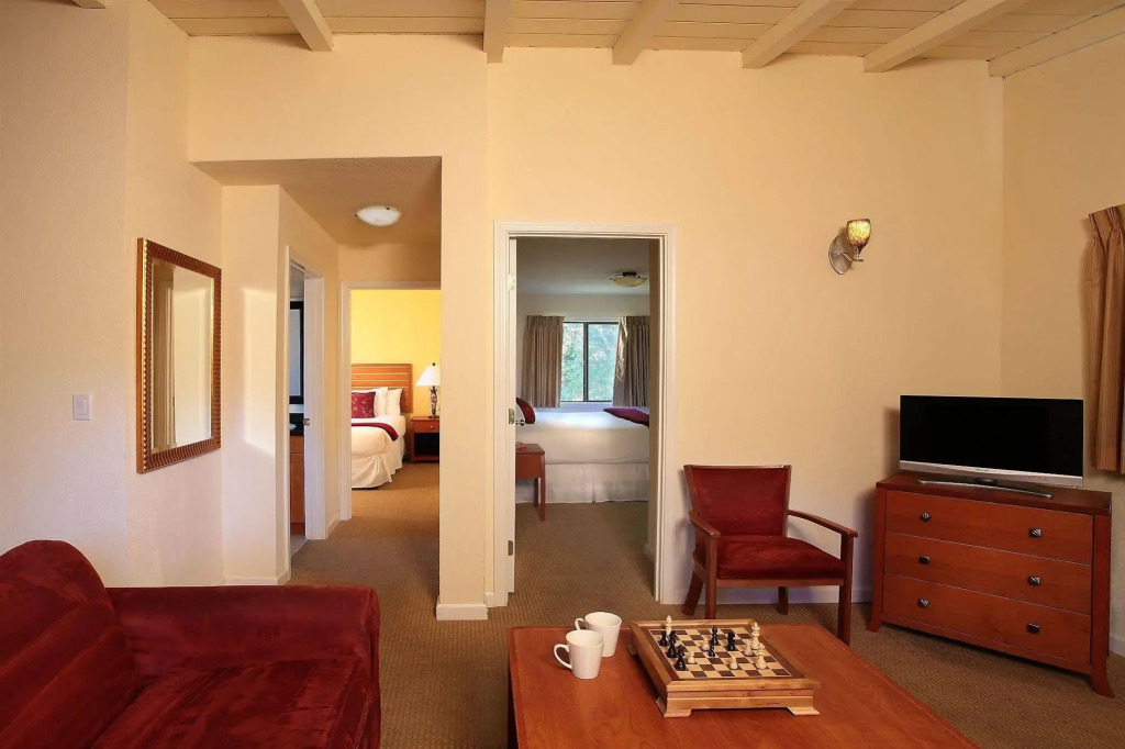 West Sonoma Inn & Spa