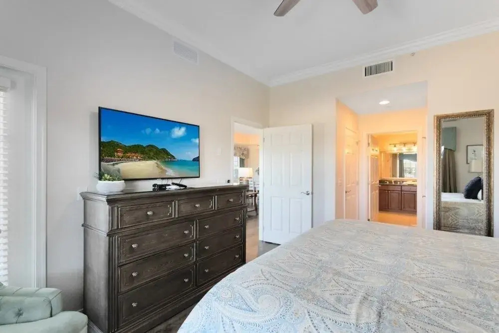 3 Bed Luxury Reunion Resort Golf Course View 3 Bedroom Condo by Redawning