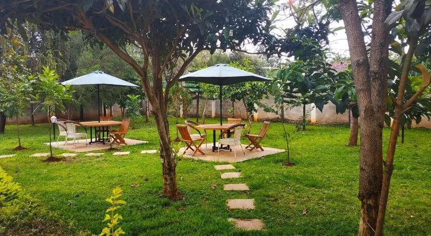 215 Karen Garden