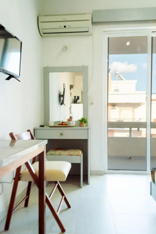 Lefteris Apartments in Ialysos Rhodes