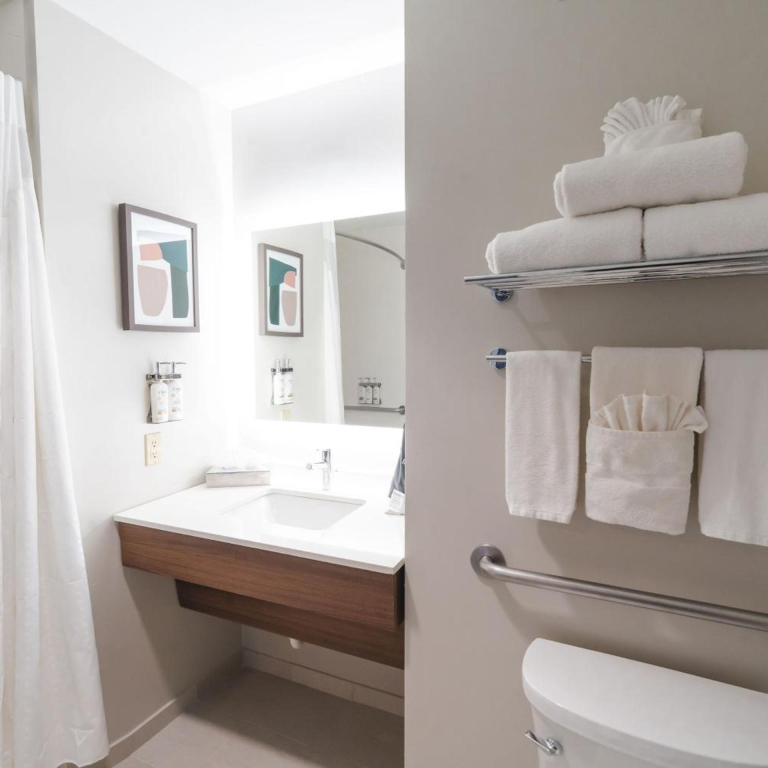 Holiday Inn Hou Energy Corridor Eldridge by IHG