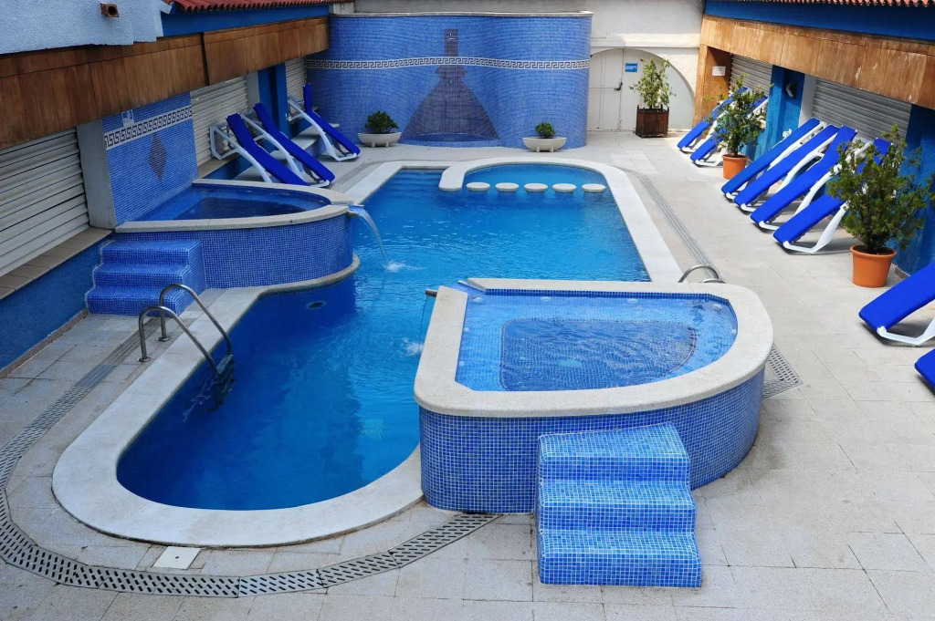 Apartamentos Empuriabrava Maurici Park