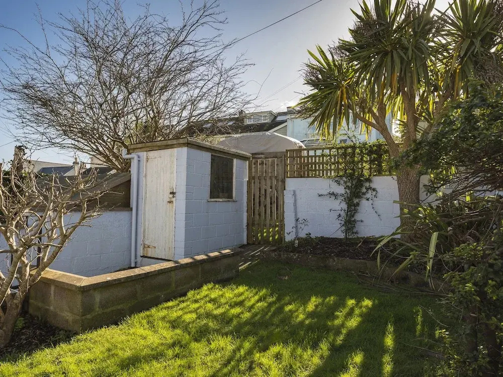 1 Top View Cottages