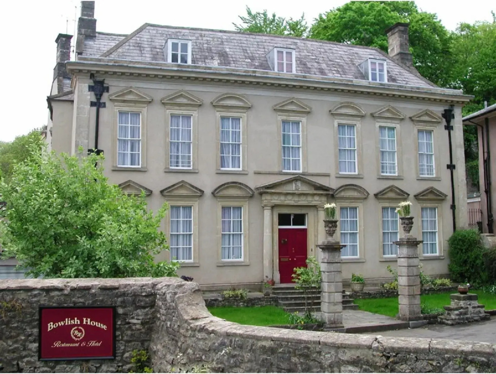 Bowlish House