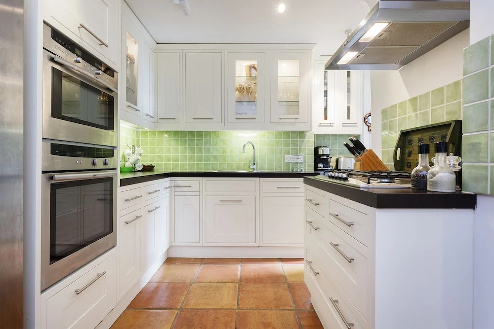 ItalianFlat – Earls Court