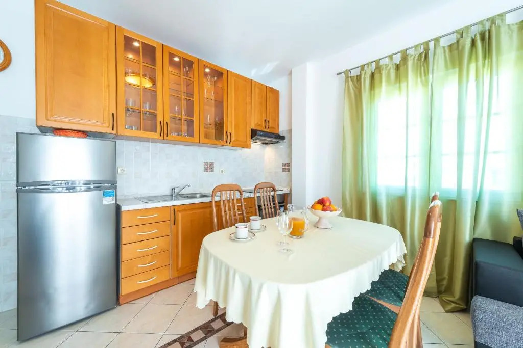 South Wind Apartments