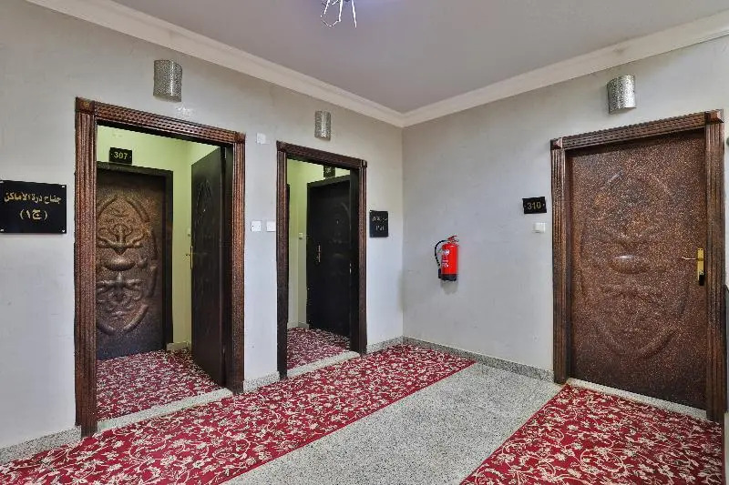 OYO 268 Durrat Alamaken Furnished Apts