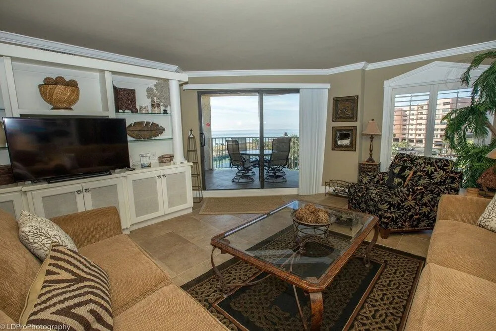 Inlet Reef 312 2 Bedroom Condo by RedAwning