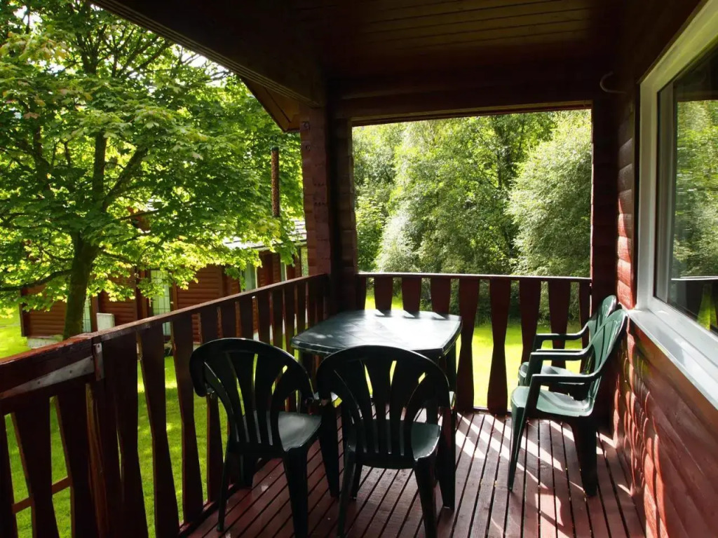 Ruskin Lodges Argyll, by Pucks Glen, Rashfield near Dunoon