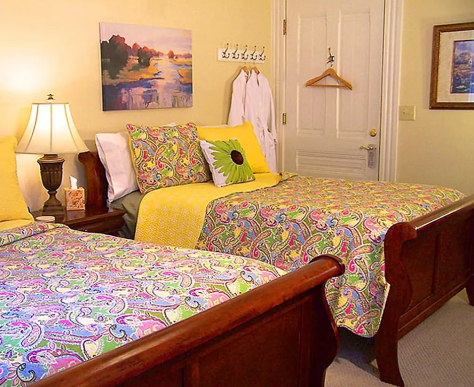 Chez Lyndon Manor